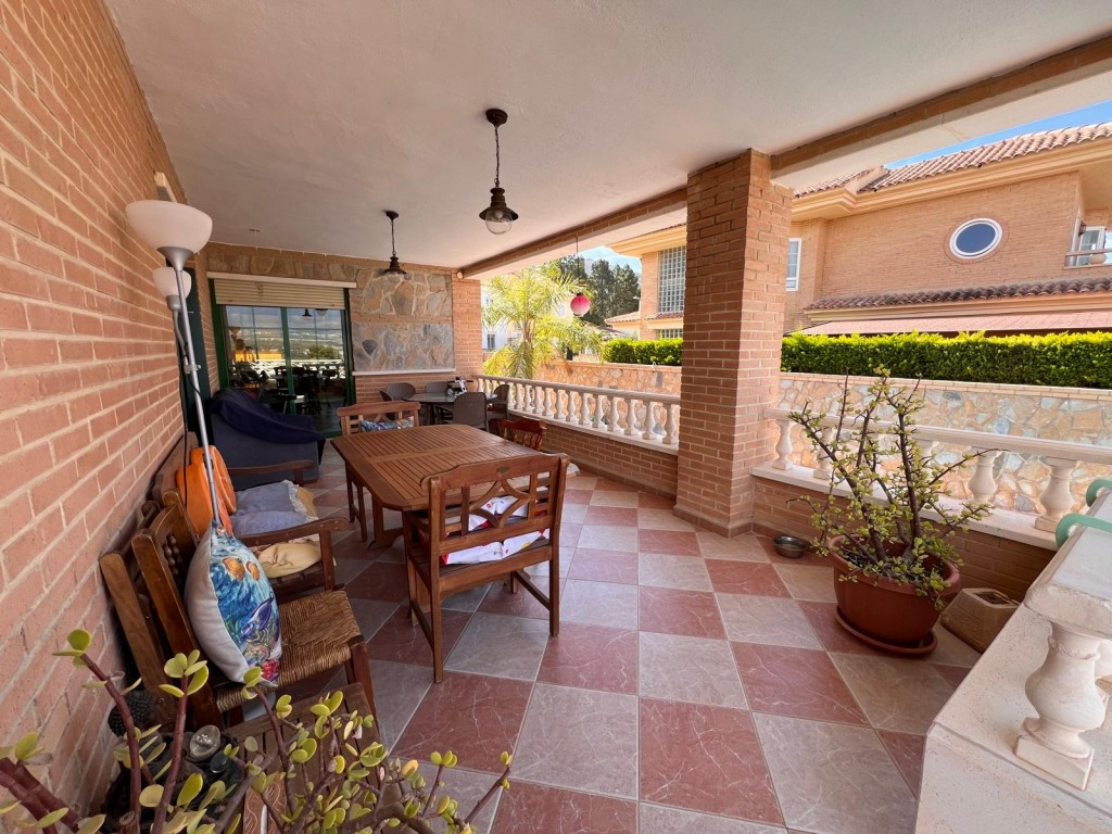 Se vende Villa - Chalet de 8 dormitorios en Costa Blanca, Alicante, España