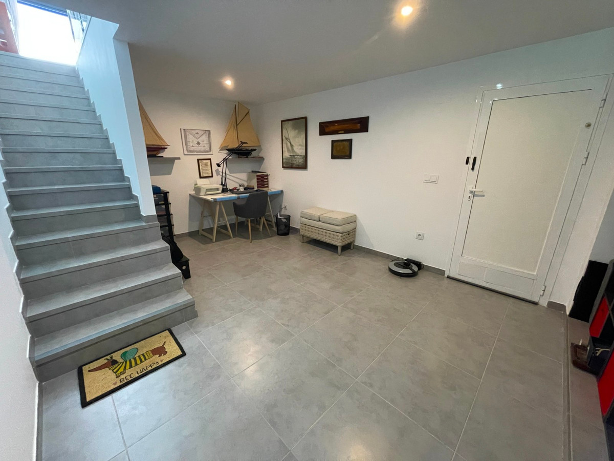 4 Bed Townhouse for sale in Alicante Costa Blanca, Alicante, Spain