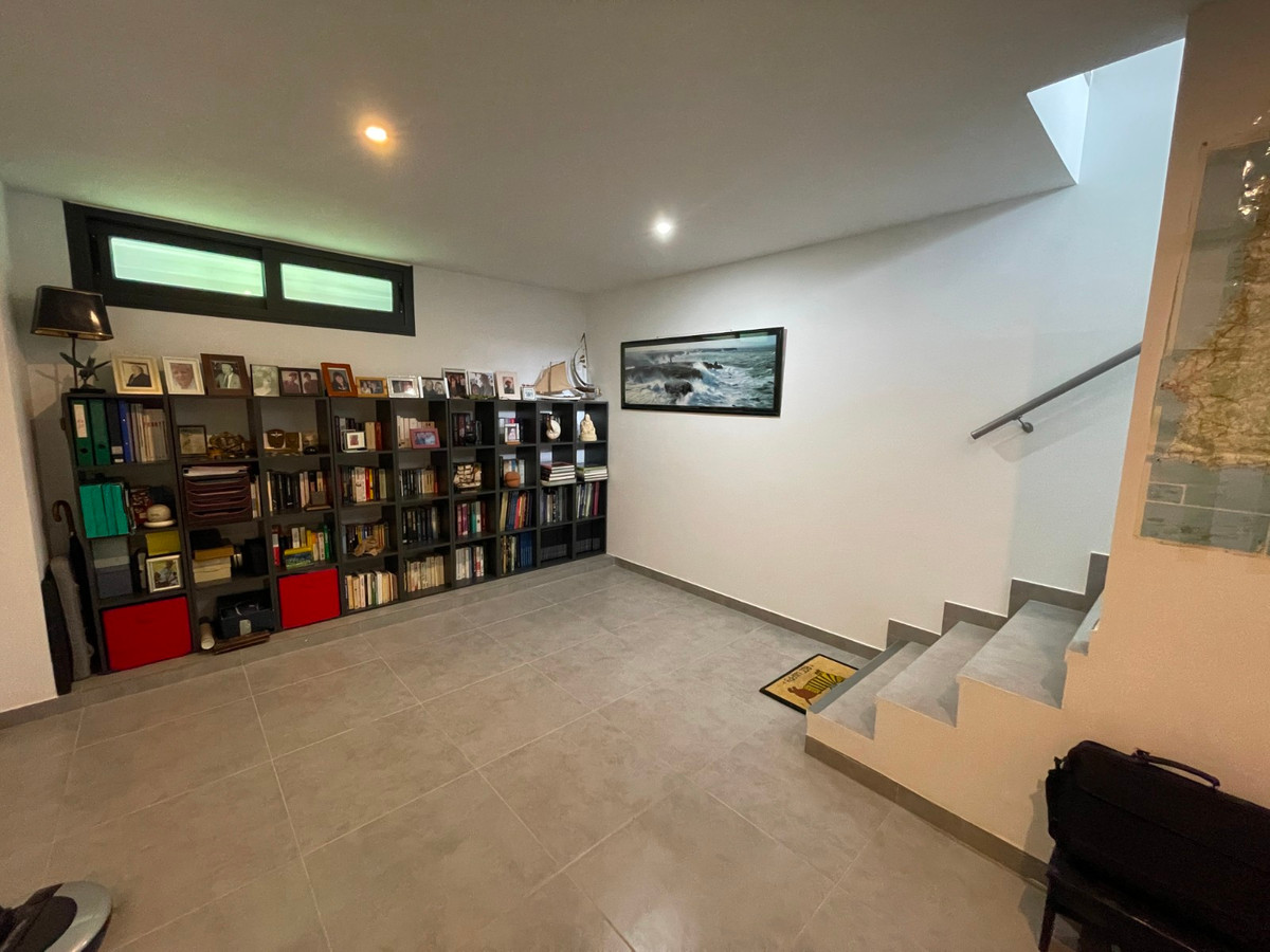 4 Bed Townhouse for sale in Alicante Costa Blanca, Alicante, Spain
