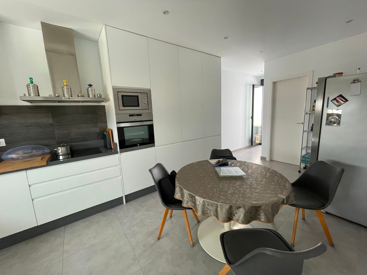 4 Bed Townhouse for sale in Alicante Costa Blanca, Alicante, Spain