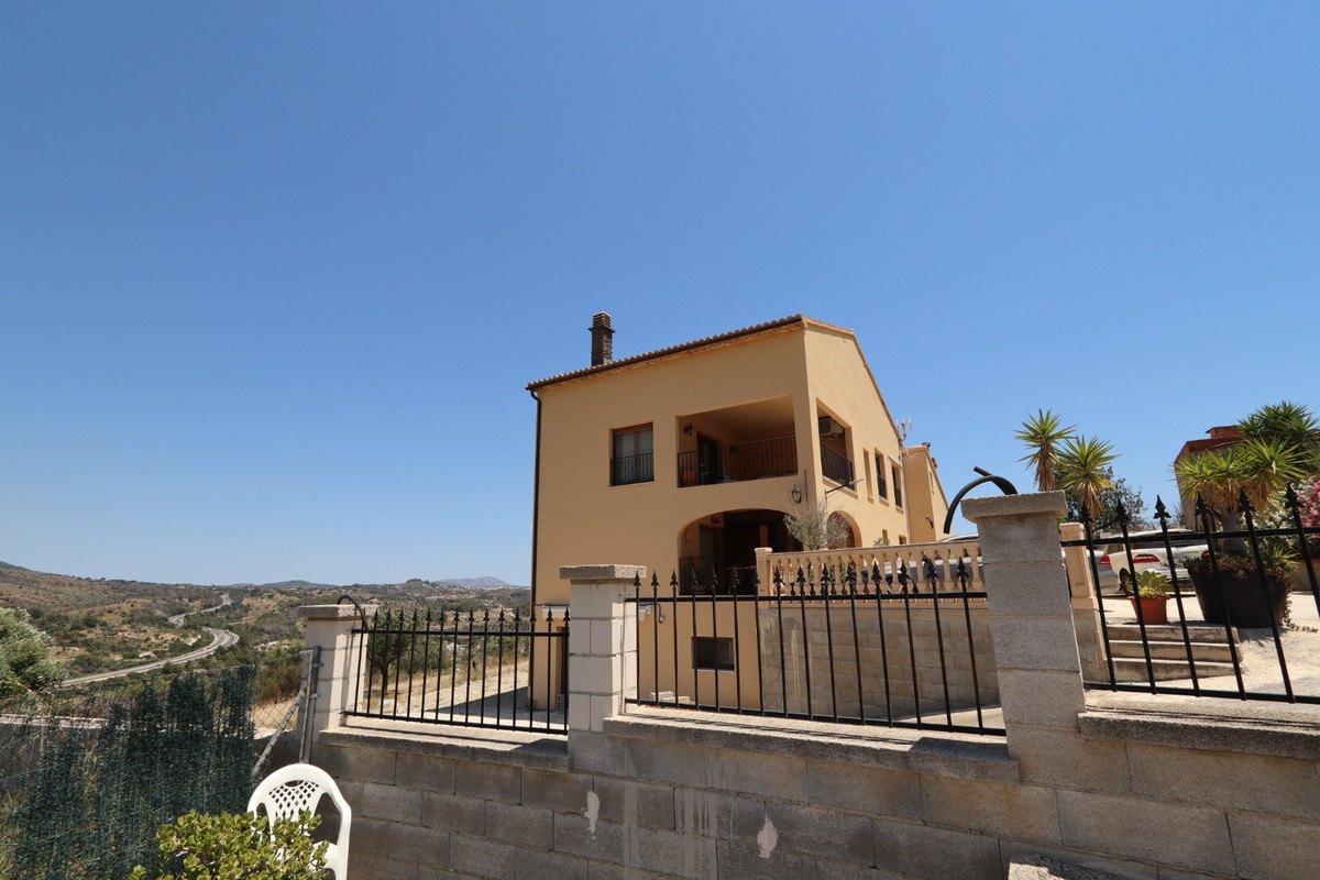 Se vende Finca - Cortijo de 9 dormitorios en Costa Blanca, Alicante, España