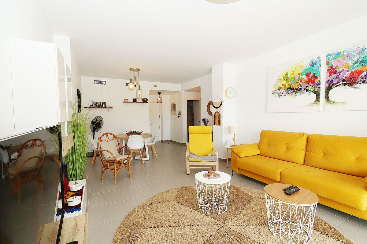 Se vende Apartamento Planta Baja de 2 dormitorios en Costa Blanca, Alicante, España