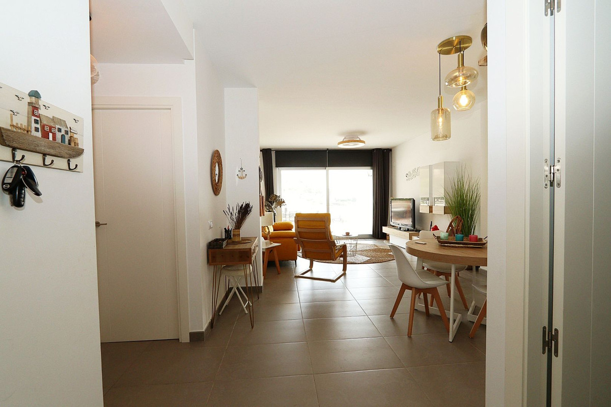 Se vende Apartamento Planta Baja de 2 dormitorios en Costa Blanca, Alicante, España