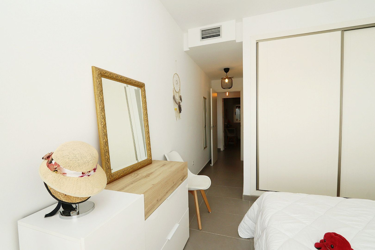 Se vende Apartamento Planta Baja de 2 dormitorios en Costa Blanca, Alicante, España