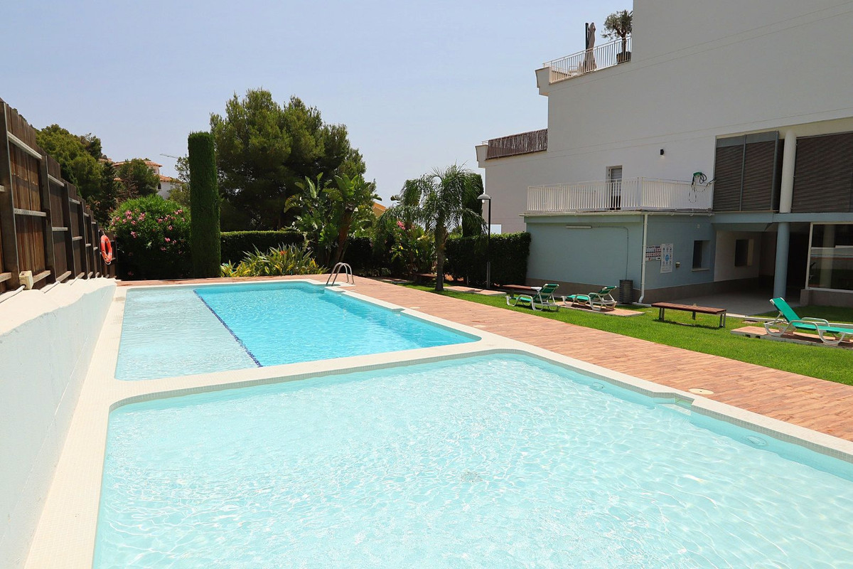 Se vende Apartamento Planta Baja de 2 dormitorios en Costa Blanca, Alicante, España