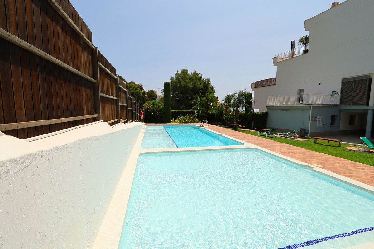 Se vende Apartamento Planta Baja de 2 dormitorios en Costa Blanca, Alicante, España