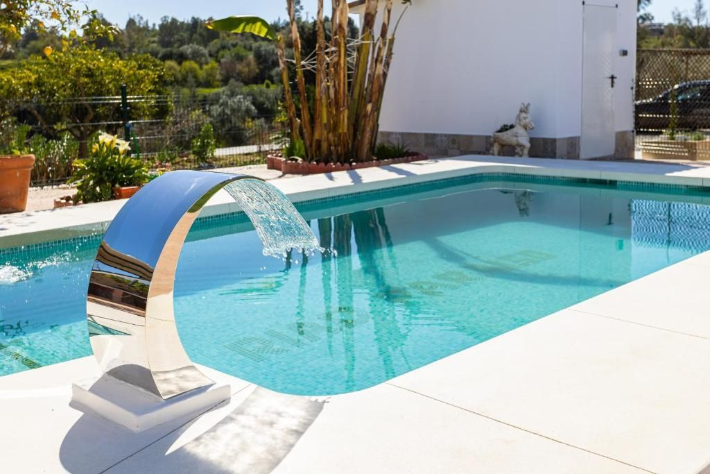 8 Bed Townhouse for sale in Málaga Costa Del Sol, Málaga, Spain