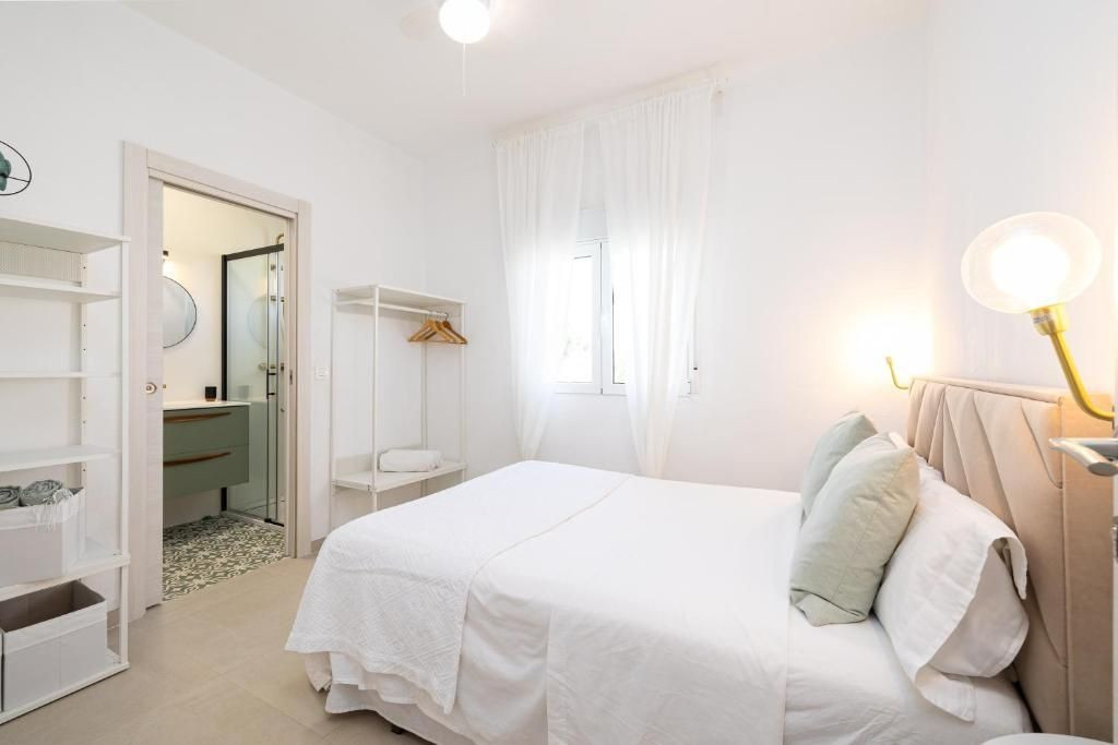 8 Bed Townhouse for sale in Málaga Costa Del Sol, Málaga, Spain