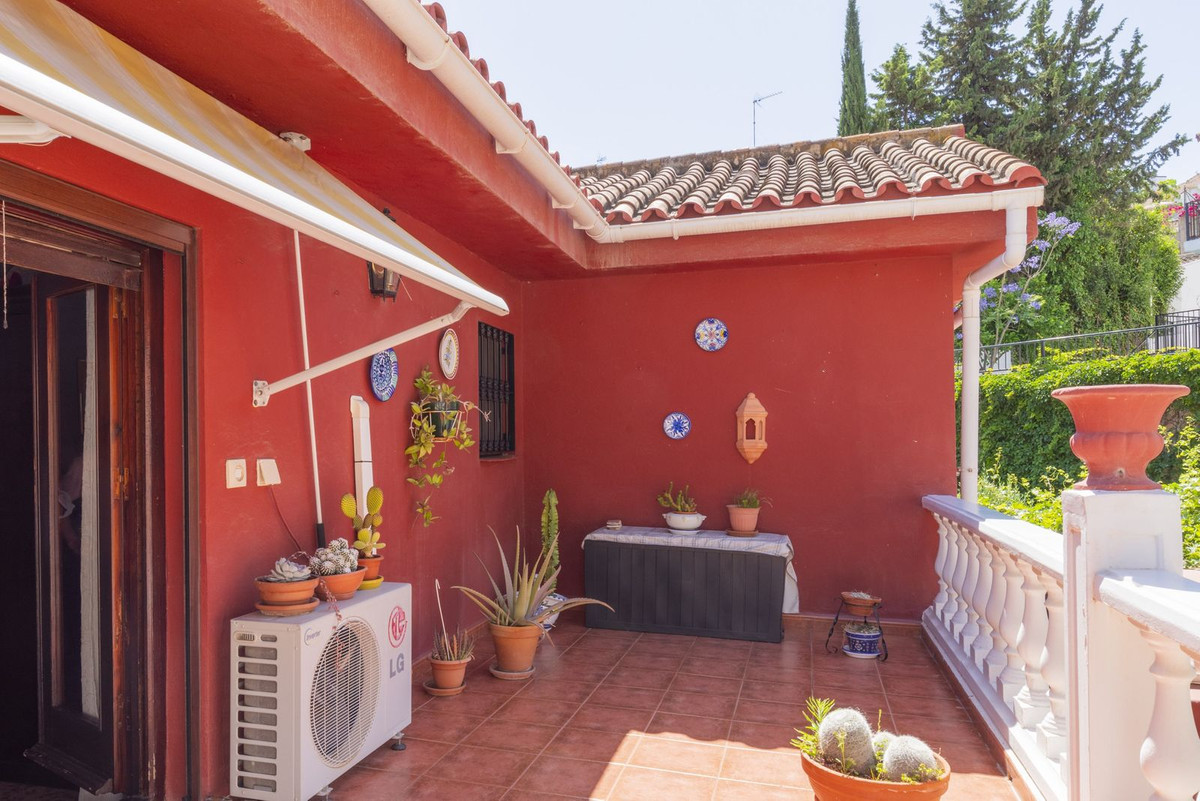 6 Bed Townhouse for sale in Cerrado De Calderón Málaga Ciudad, Málaga, Spain
