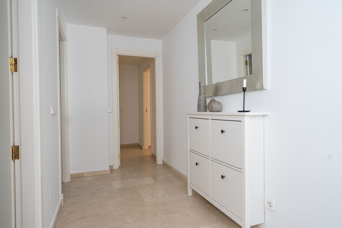3 Bed Apartment for sale in Marbella Costa Del Sol, Málaga, Spain