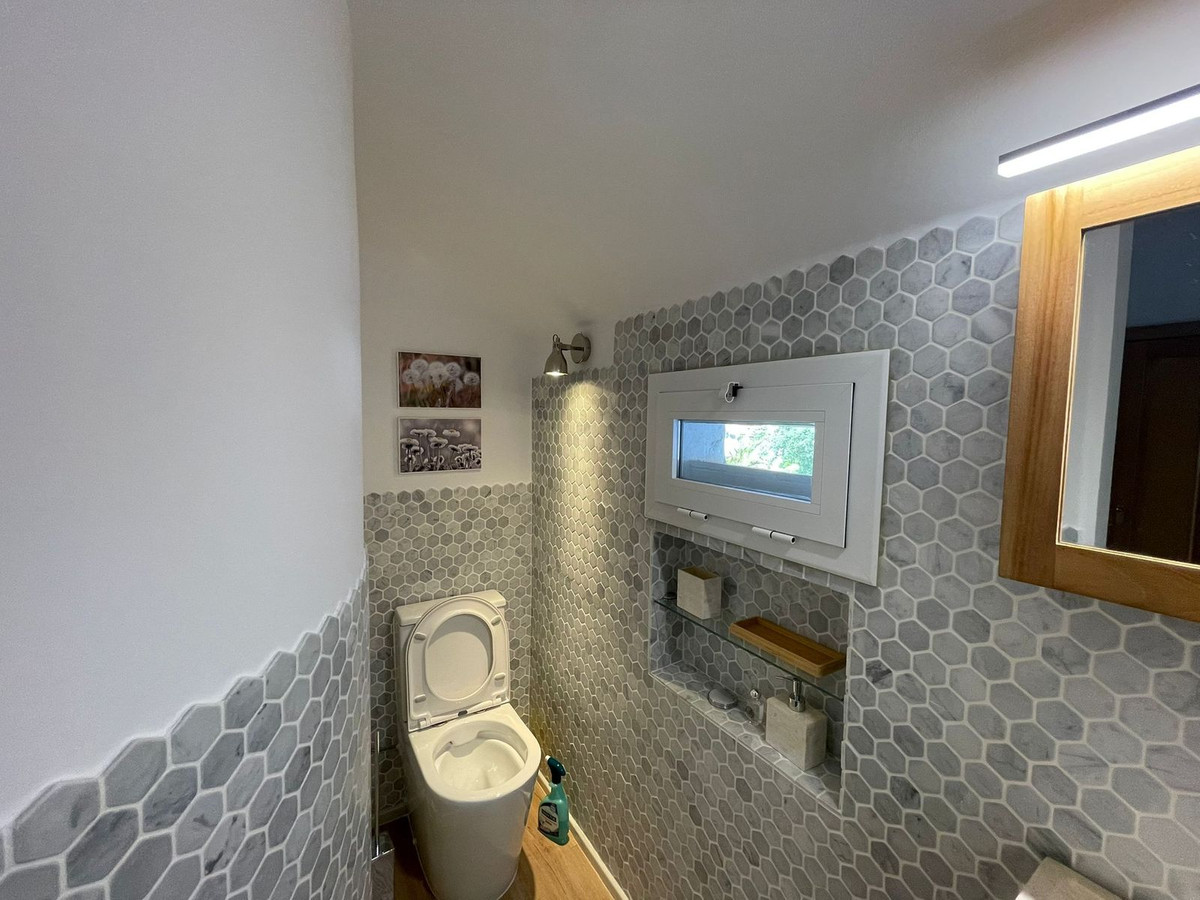 4 Bed Townhouse for sale in Estepona Costa Del Sol, Málaga, Spain