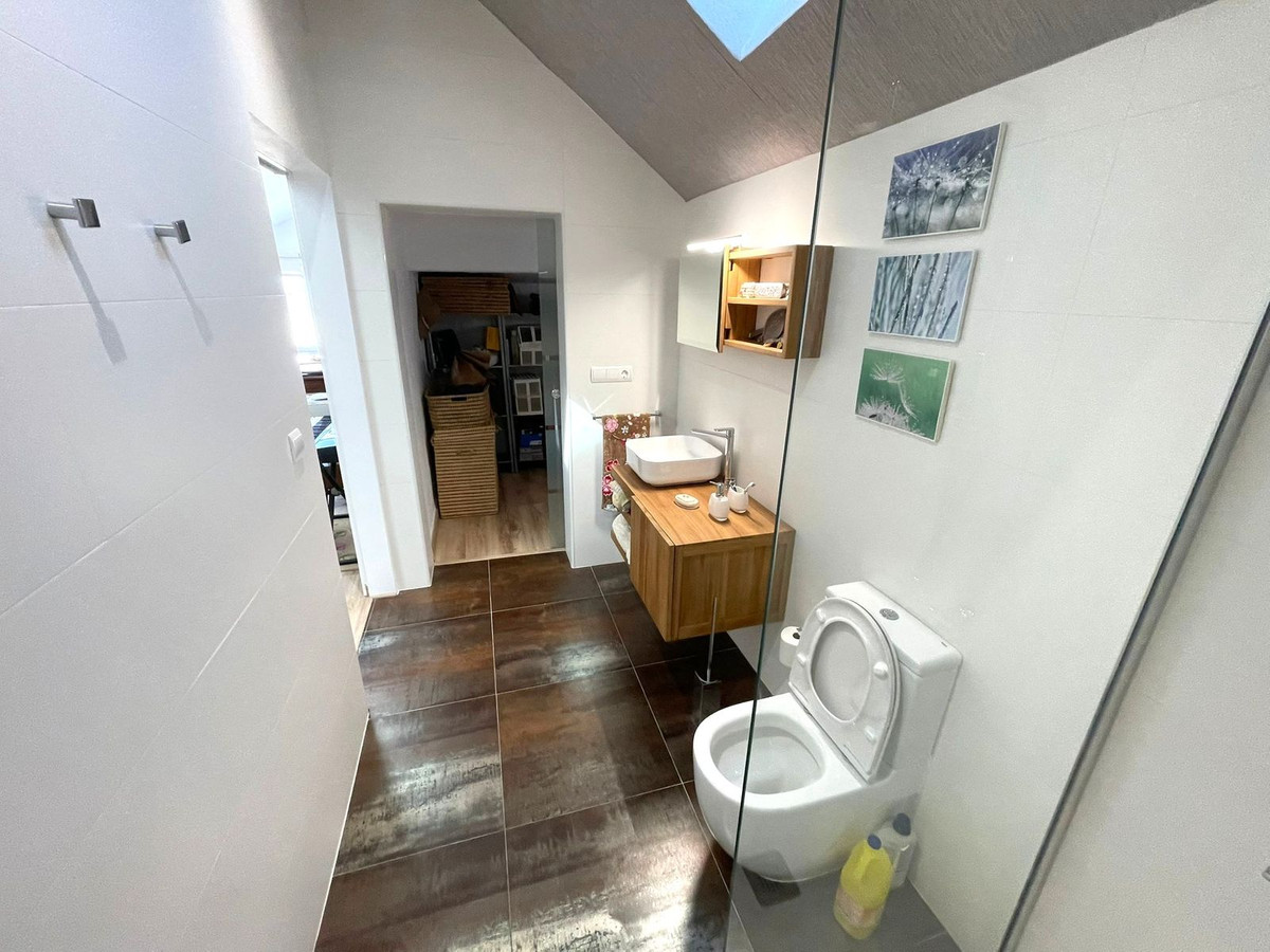 4 Bed Townhouse for sale in Estepona Costa Del Sol, Málaga, Spain
