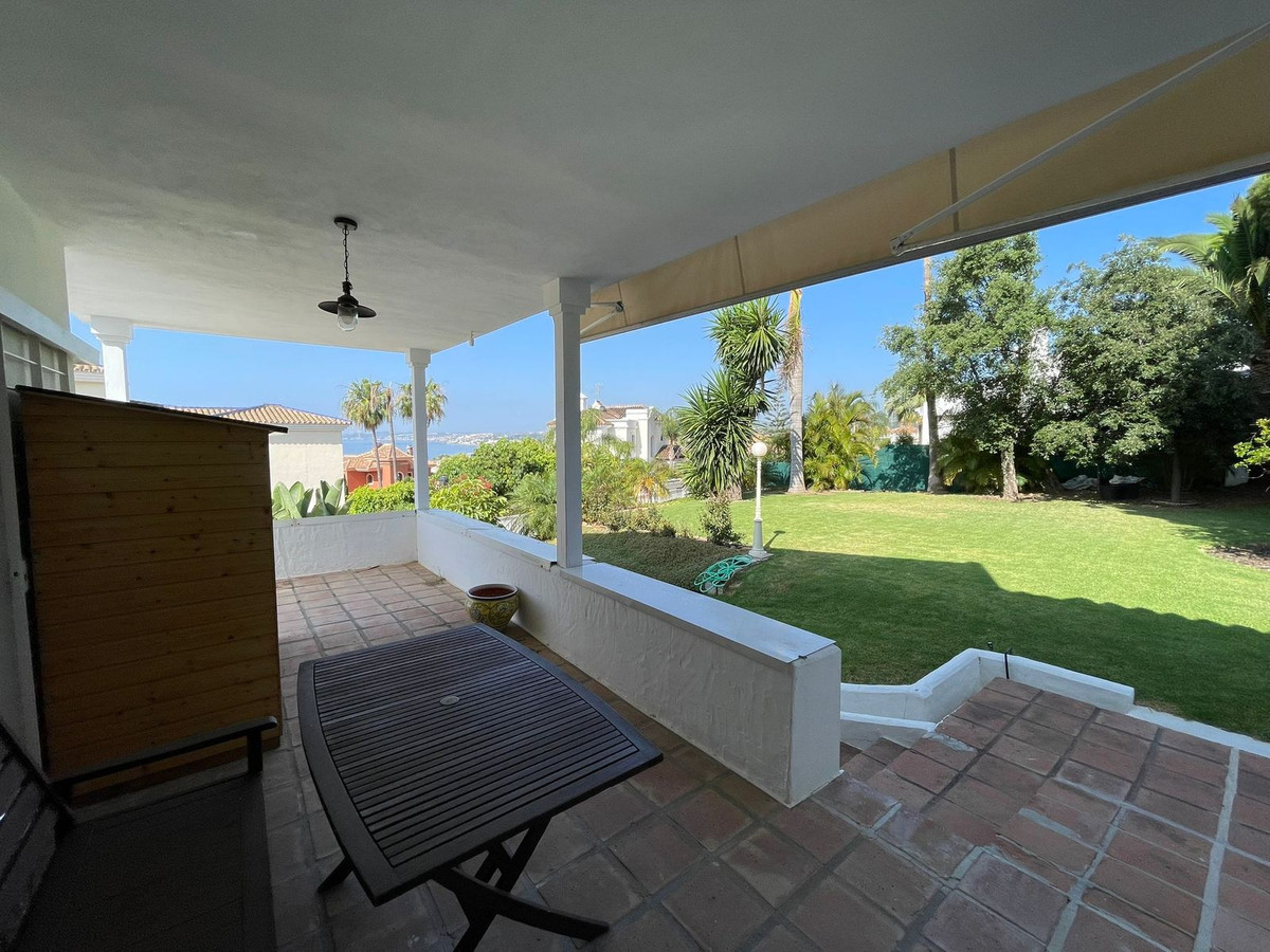 4 Bed Townhouse for sale in Estepona Costa Del Sol, Málaga, Spain