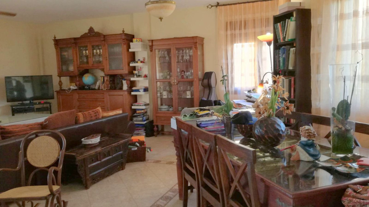 6 Bed Townhouse for sale in Estacion De Cartama Costa Del Sol, Málaga, Spain