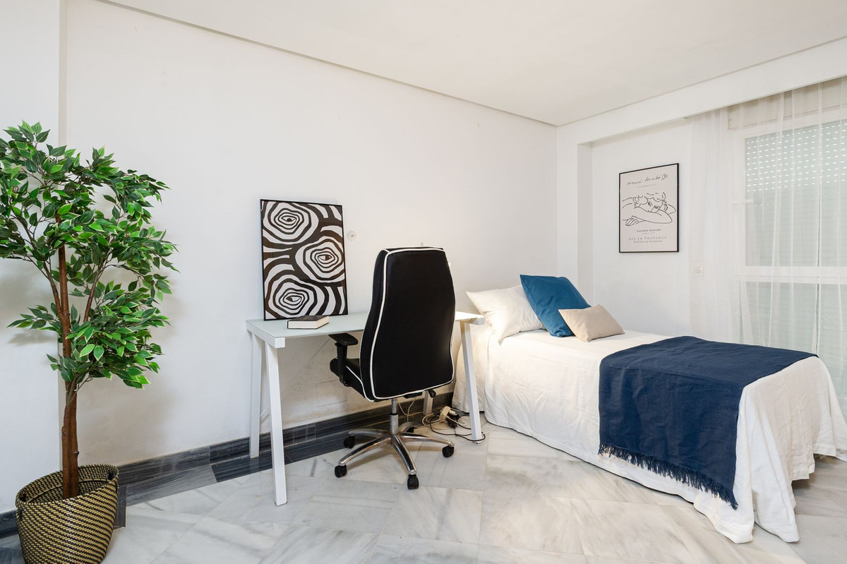 2 Bed Apartment for sale in Marbella Costa Del Sol, Málaga, Spain