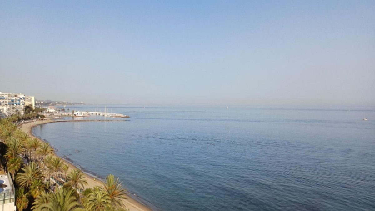 2 Bed Apartment for sale in Marbella Costa Del Sol, Málaga, Spain