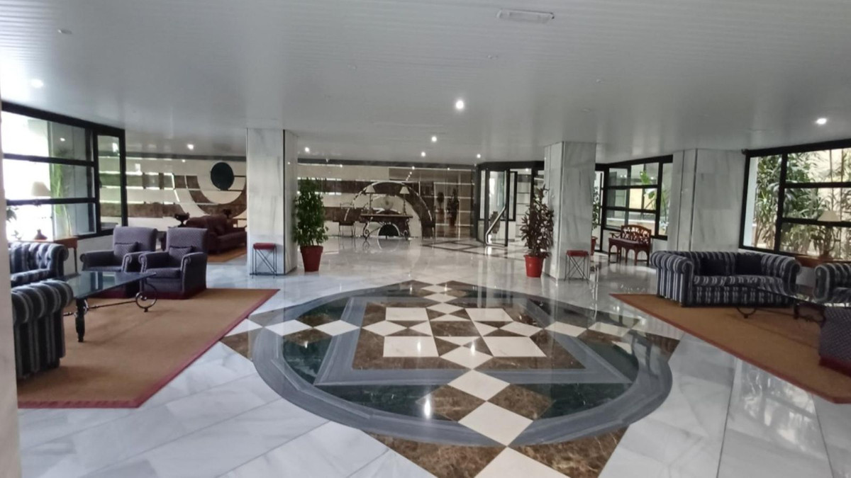 2 Bed Apartment for sale in Marbella Costa Del Sol, Málaga, Spain