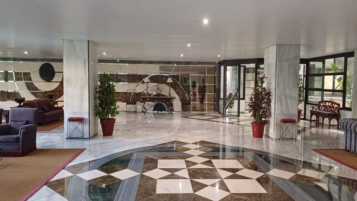 2 Bed Apartment for sale in Marbella Costa Del Sol, Málaga, Spain