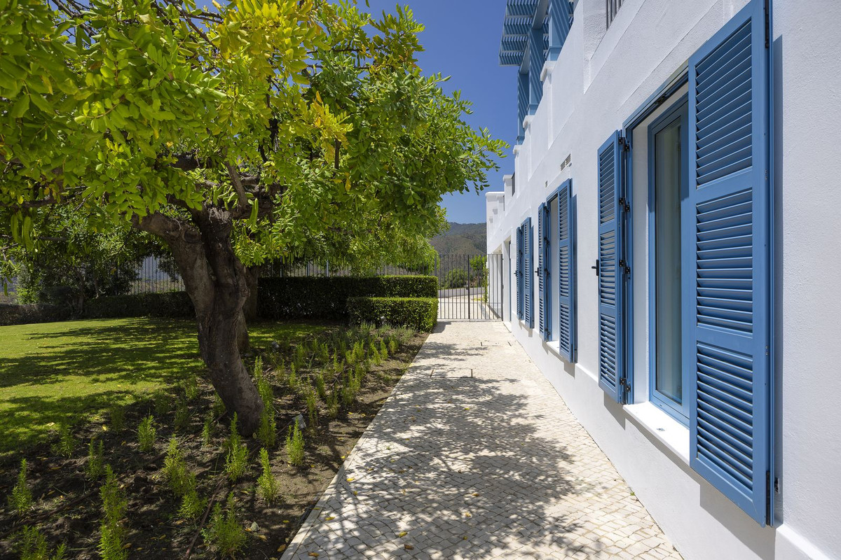 Se vende Villa - Chalet de 5 dormitorios en Costa Del Sol, Málaga, España