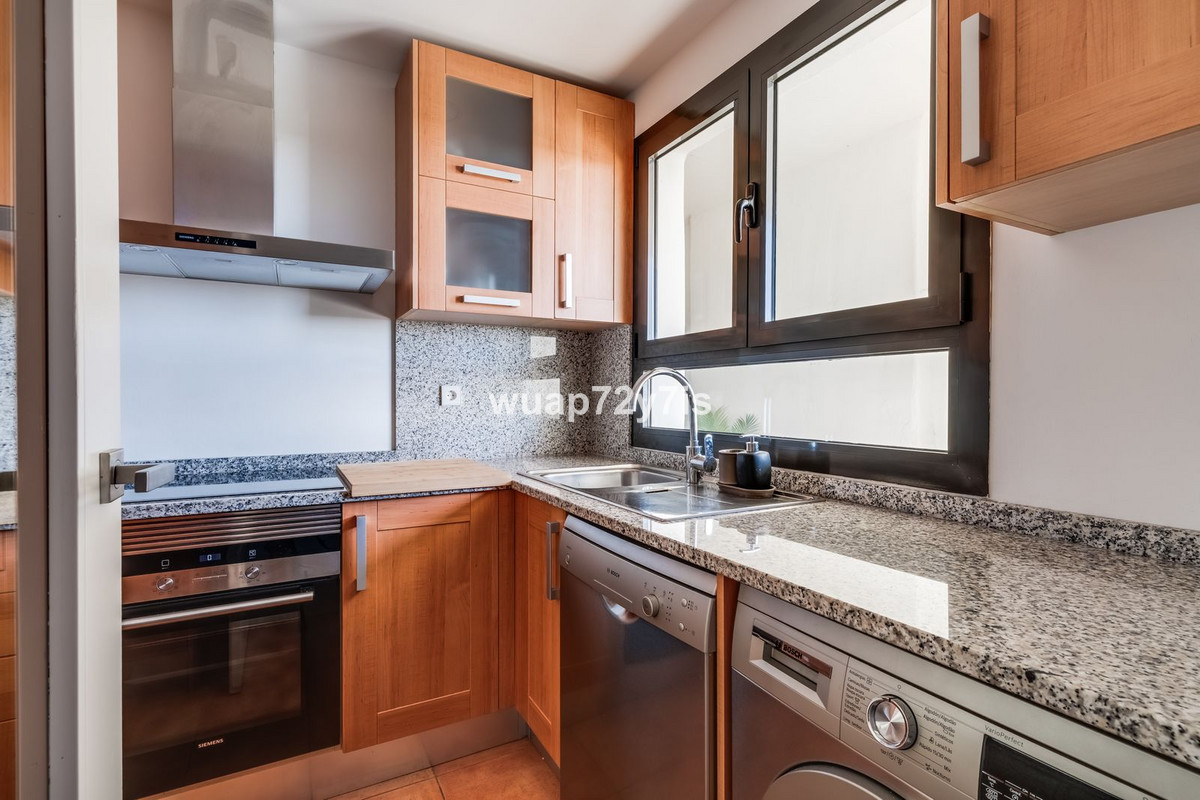 2 Bed Apartment for sale in Selwo Costa Del Sol, Málaga, Spain