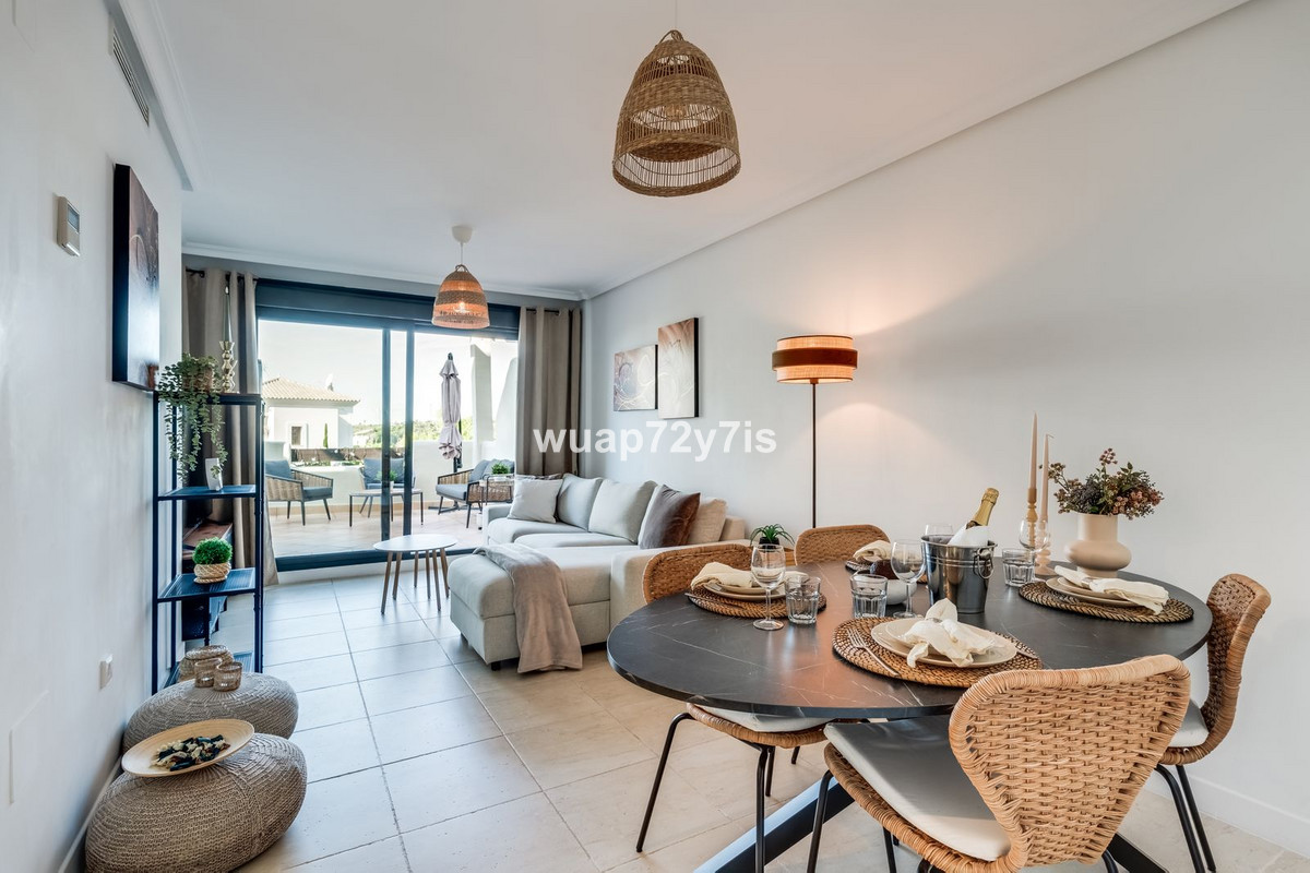 2 Bed Apartment for sale in Selwo Costa Del Sol, Málaga, Spain
