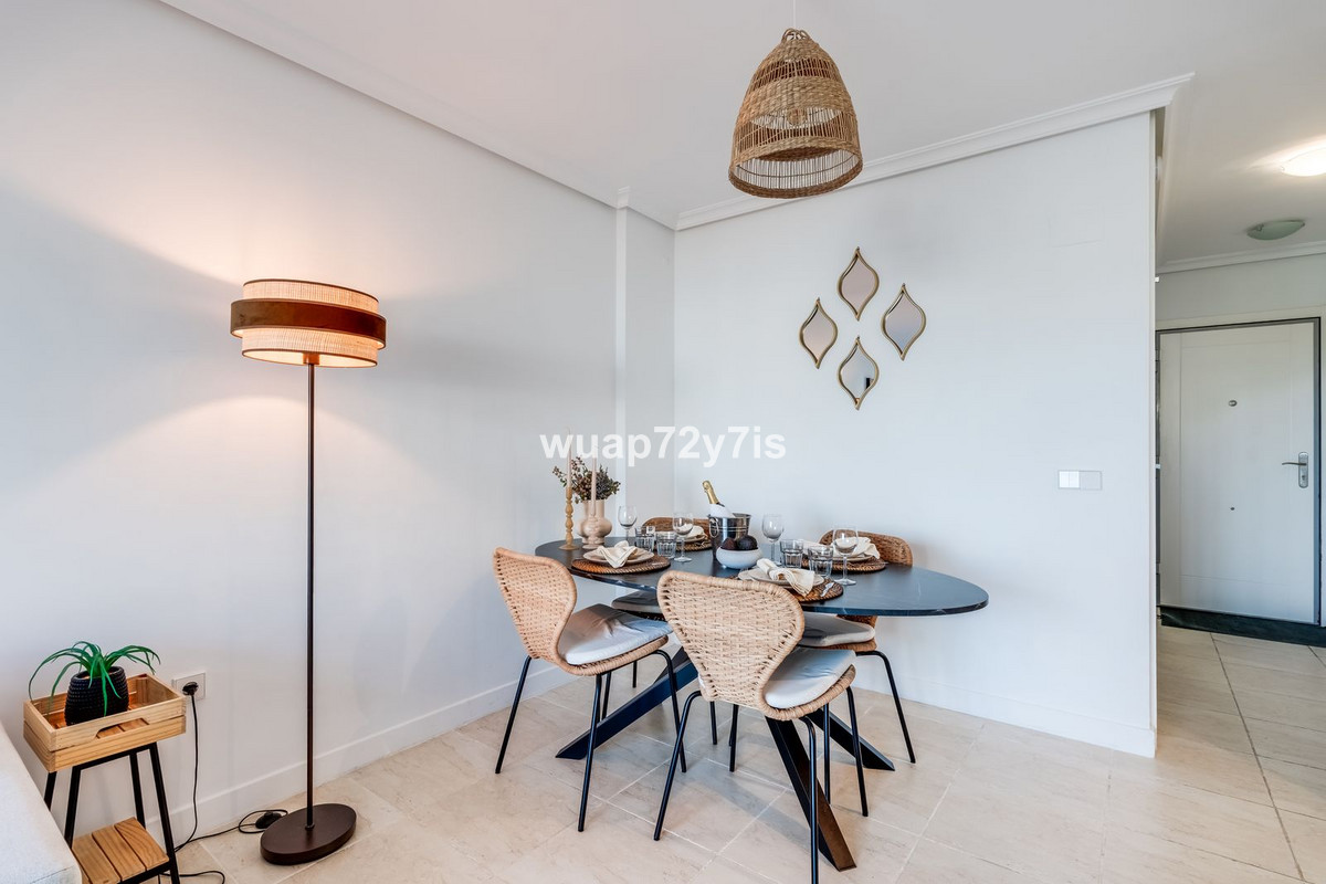 2 Bed Apartment for sale in Selwo Costa Del Sol, Málaga, Spain