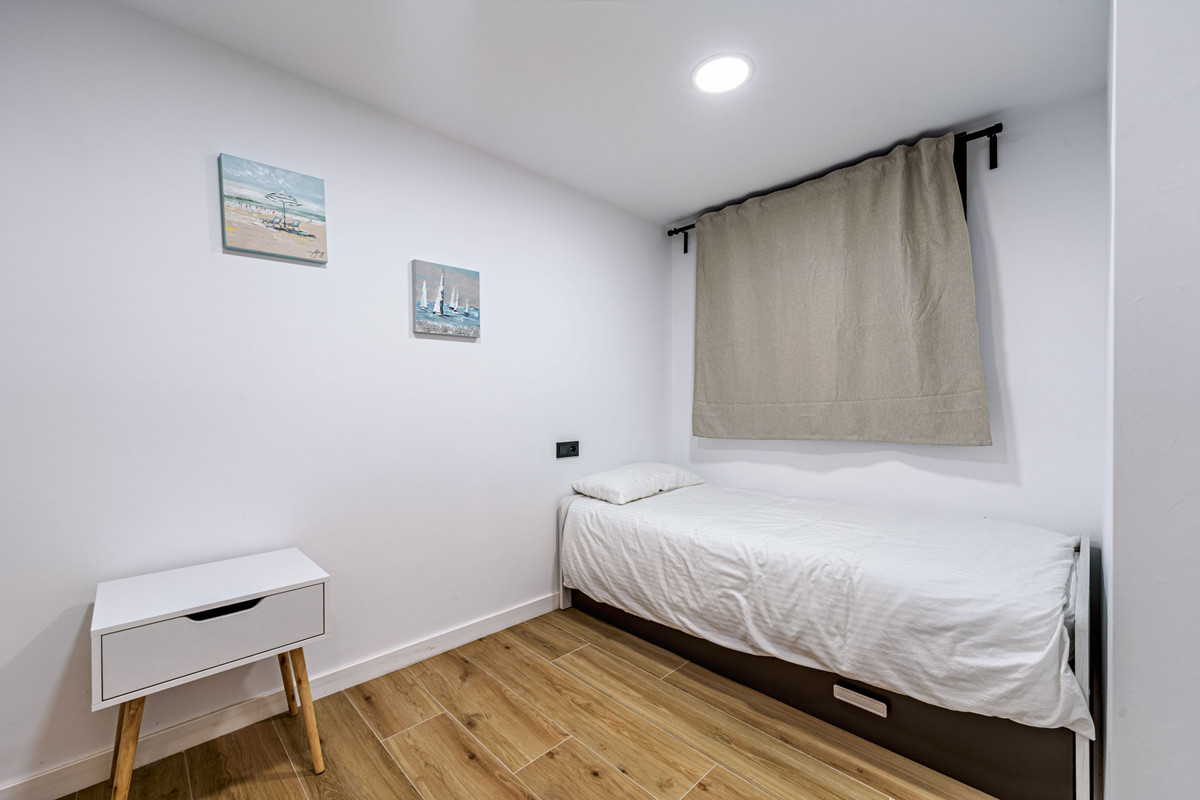 3 Bed Apartment for sale in Sierra Blanca Costa Del Sol, Málaga, Spain