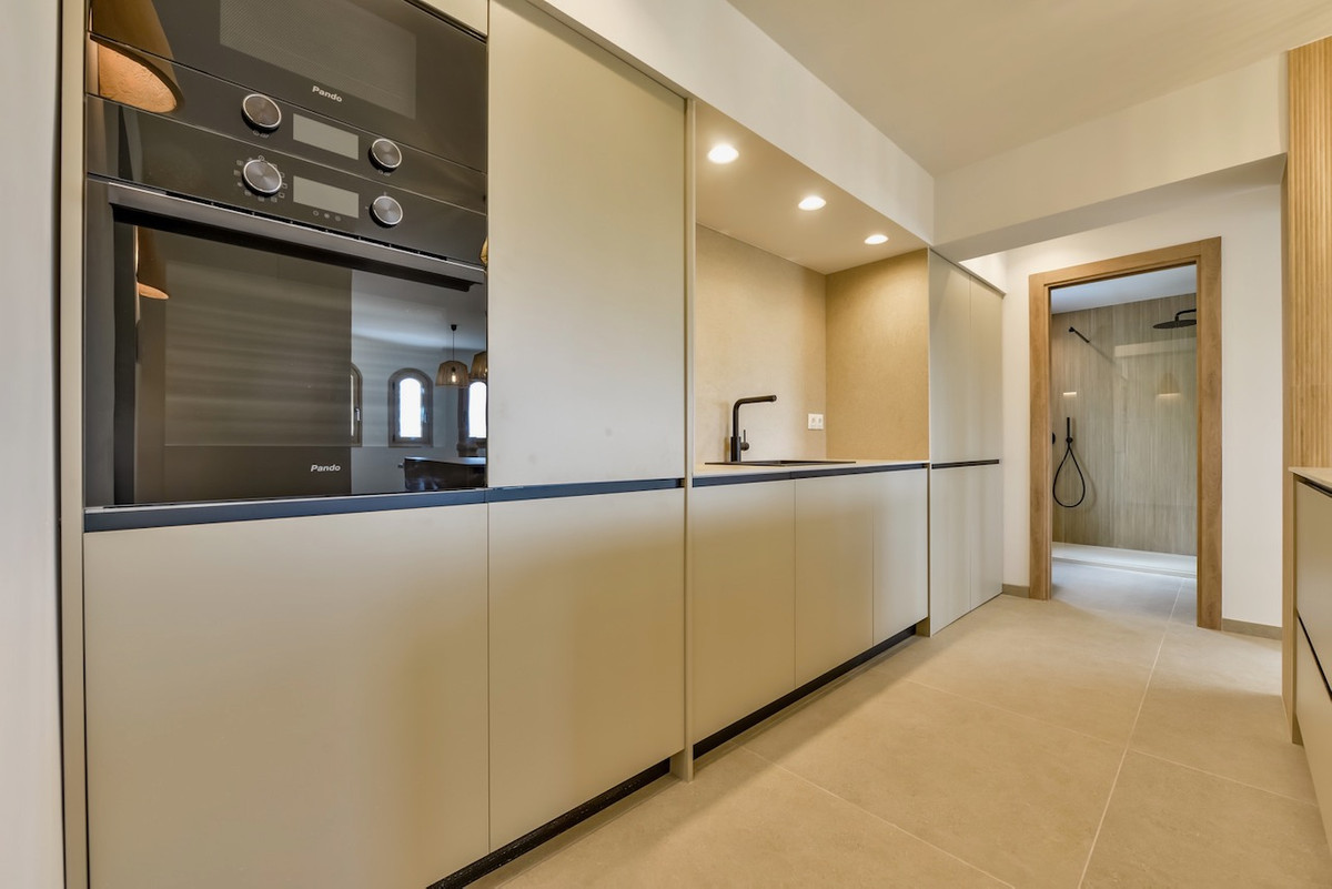 Se vende Villa - Chalet de 5 dormitorios en Costa Blanca, Alicante, España
