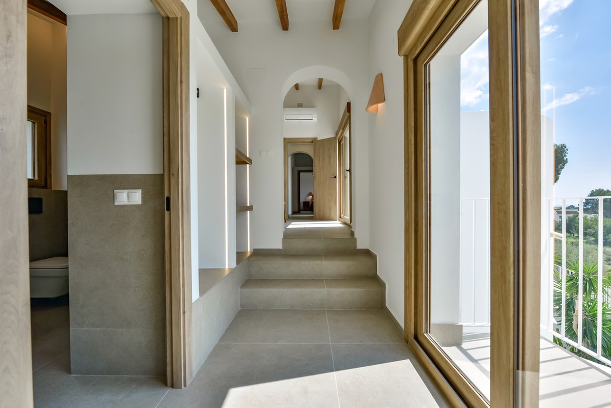 Se vende Villa - Chalet de 5 dormitorios en Costa Blanca, Alicante, España
