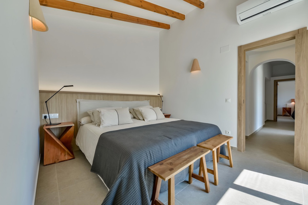 Se vende Villa - Chalet de 5 dormitorios en Costa Blanca, Alicante, España