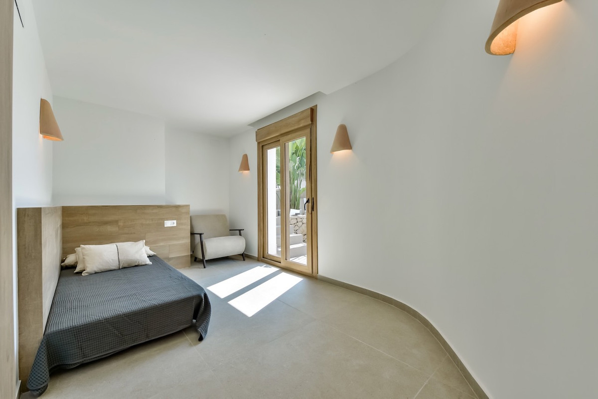Se vende Villa - Chalet de 5 dormitorios en Costa Blanca, Alicante, España