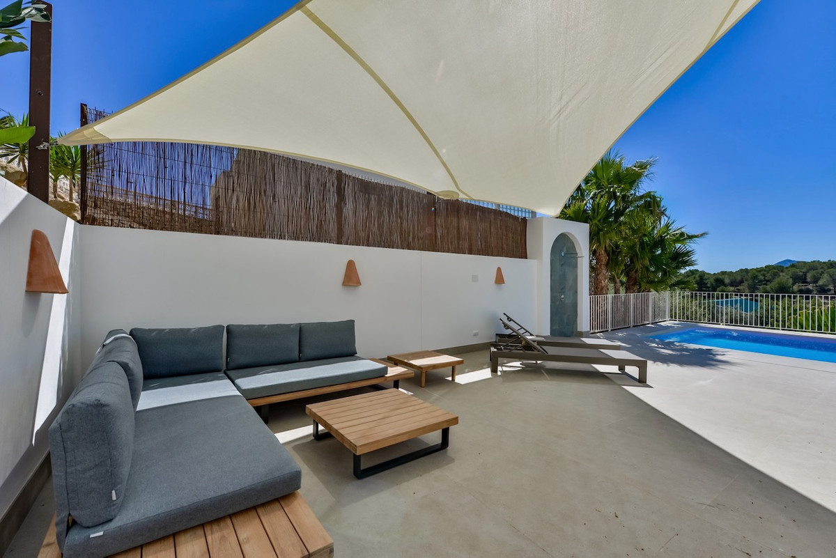 Se vende Villa - Chalet de 5 dormitorios en Costa Blanca, Alicante, España