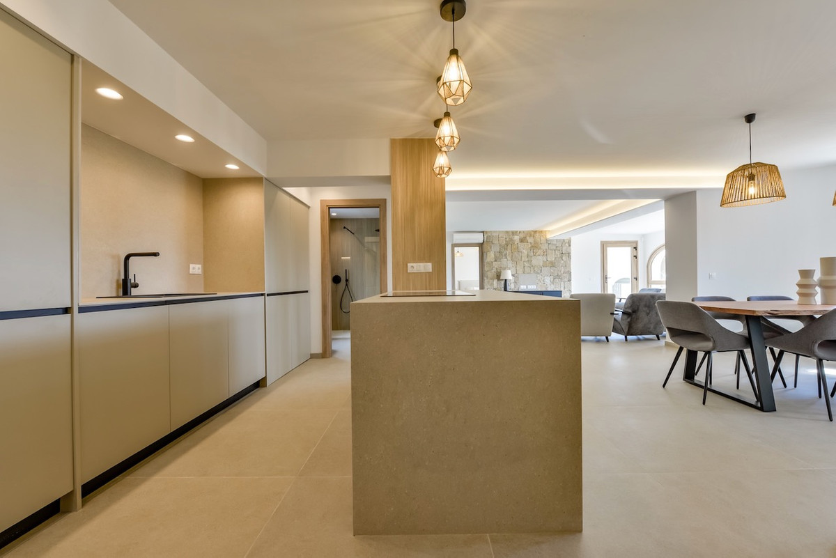Se vende Villa - Chalet de 5 dormitorios en Costa Blanca, Alicante, España
