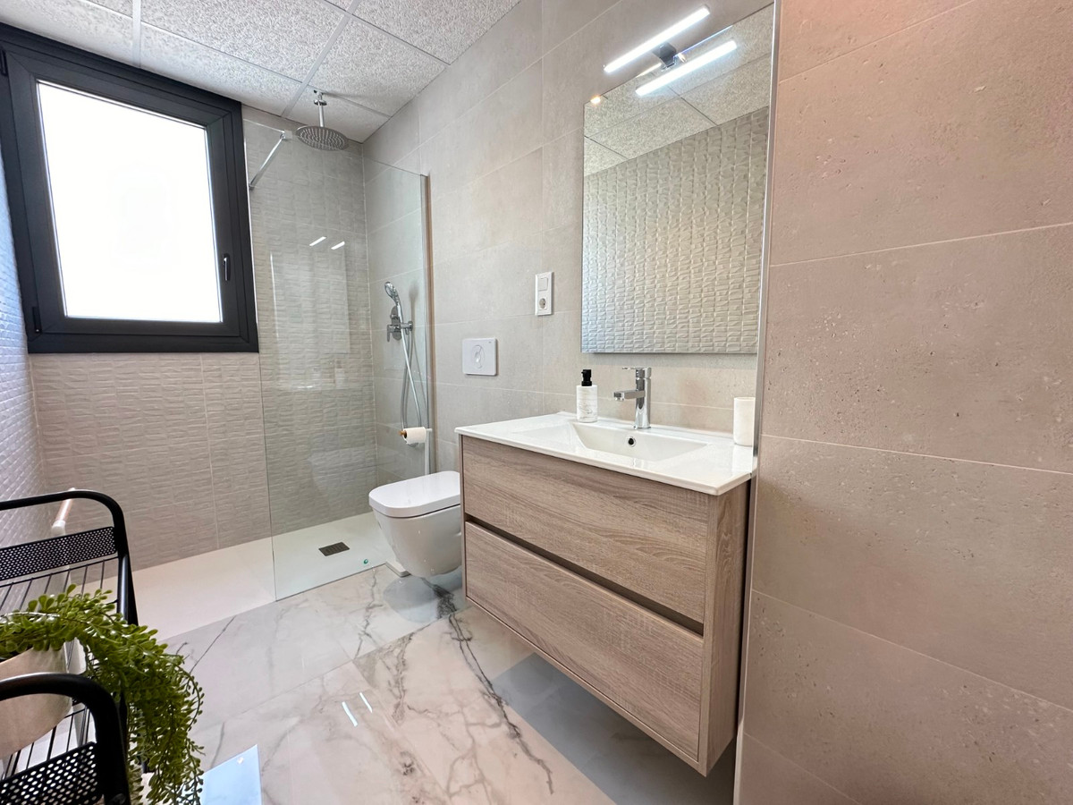 Se vende Ático de 2 dormitorios en Costa Blanca, Alicante, España