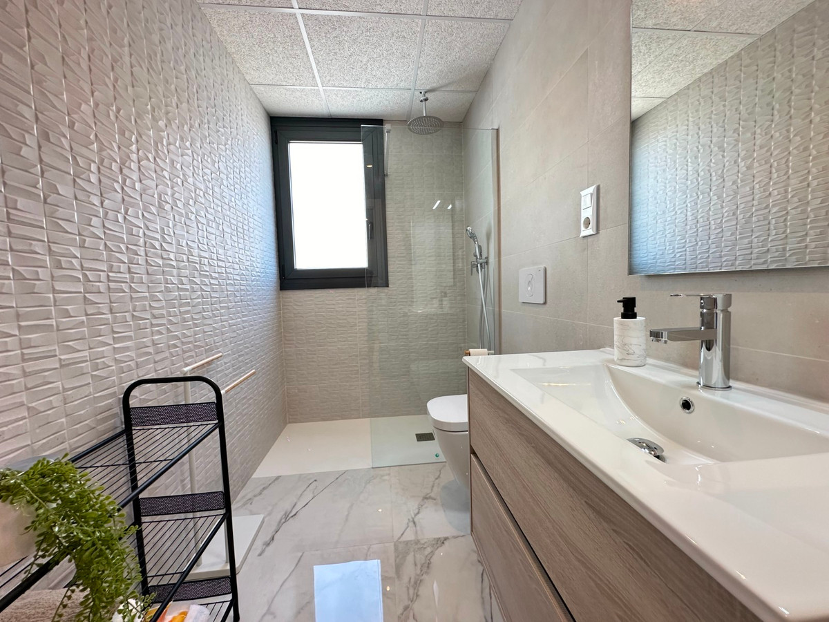 Se vende Ático de 2 dormitorios en Costa Blanca, Alicante, España
