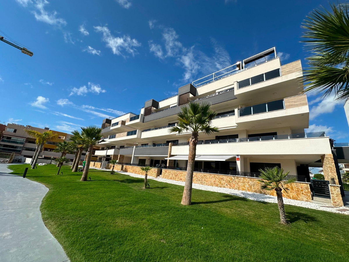 Se vende Ático de 2 dormitorios en Costa Blanca, Alicante, España