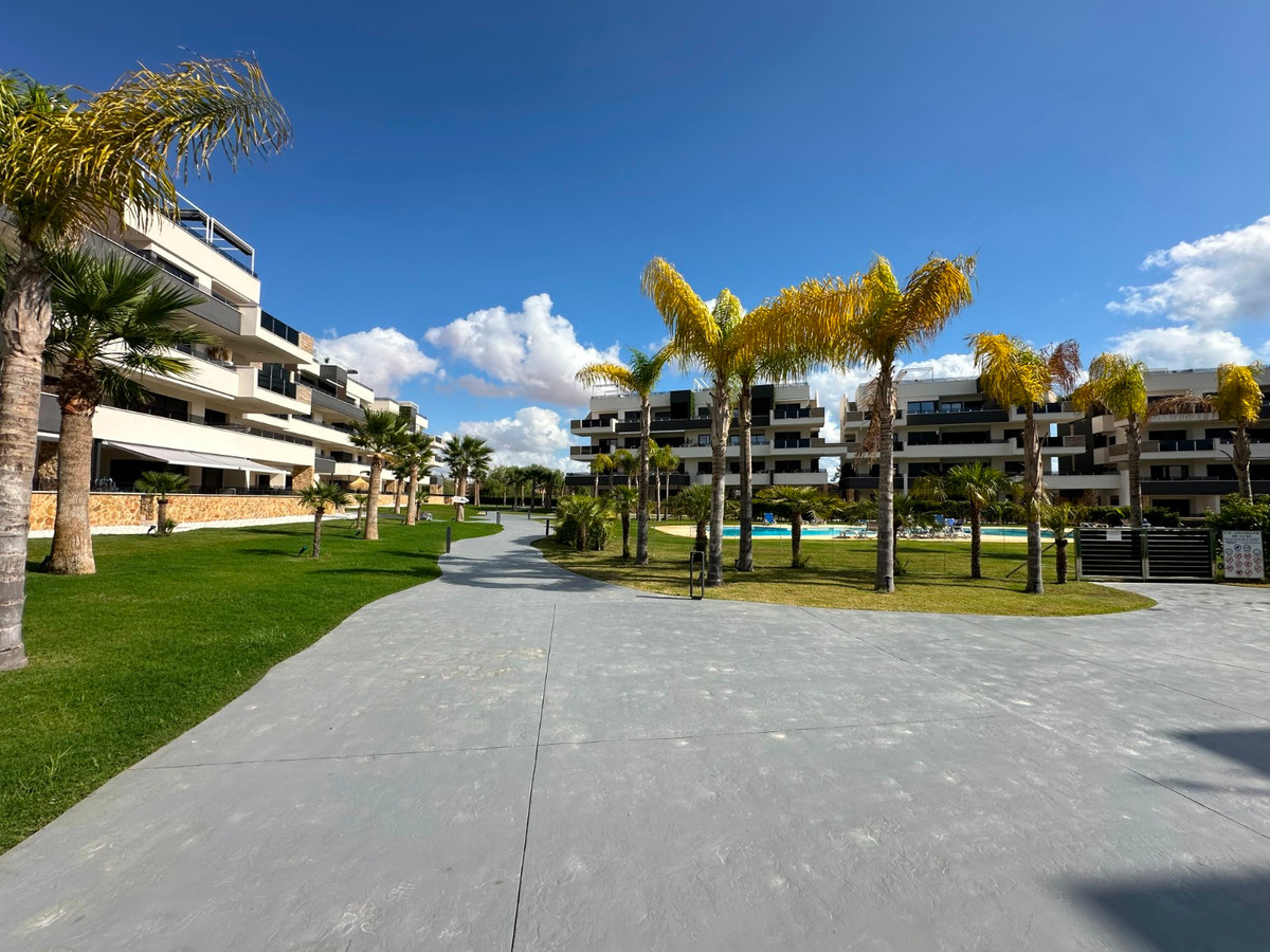 Se vende Ático de 2 dormitorios en Costa Blanca, Alicante, España