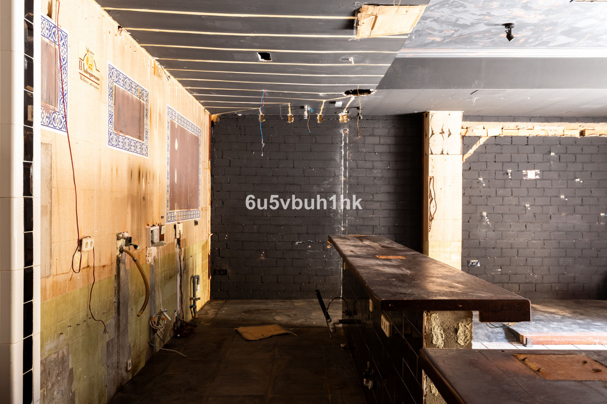 Se vende Local comercial  en Costa Del Sol, Málaga, España