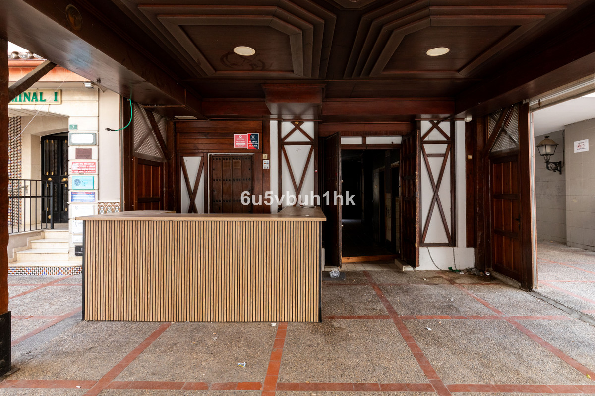 Se vende Local comercial  en Costa Del Sol, Málaga, España