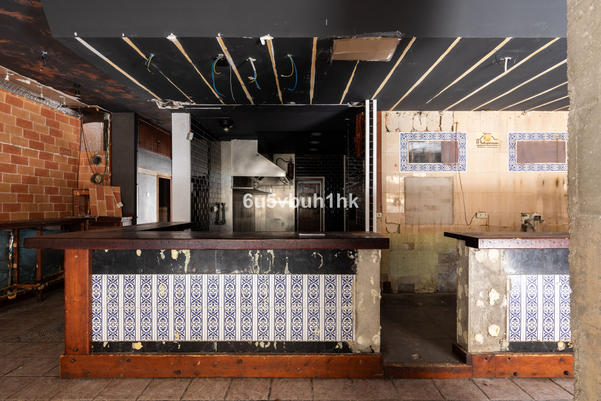 Se vende Local comercial  en Costa Del Sol, Málaga, España
