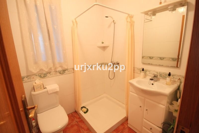 5 Bed Townhouse for sale in Aguas Nuevas Costa Blanca, Alicante, Spain