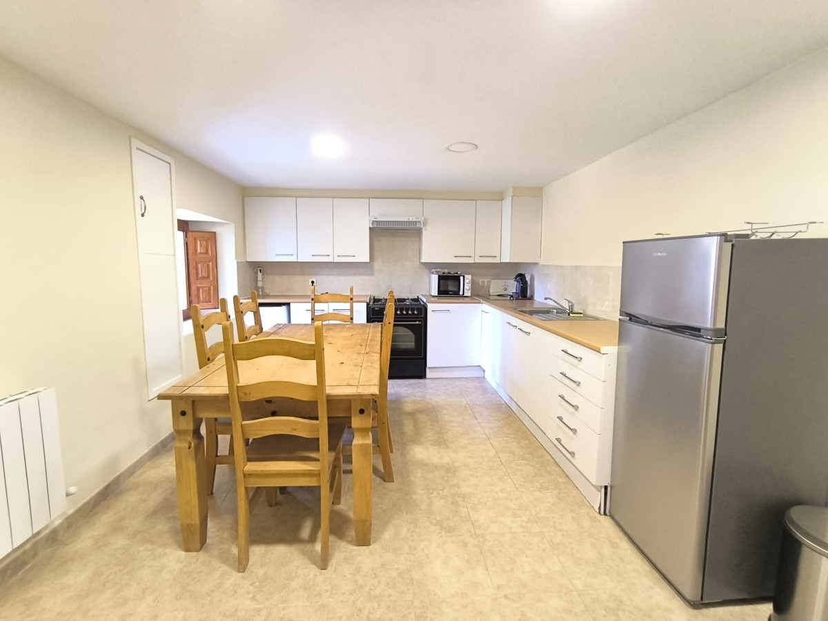 Se vende Villa - Chalet de 13 dormitorios en Costa Blanca, Alicante, España