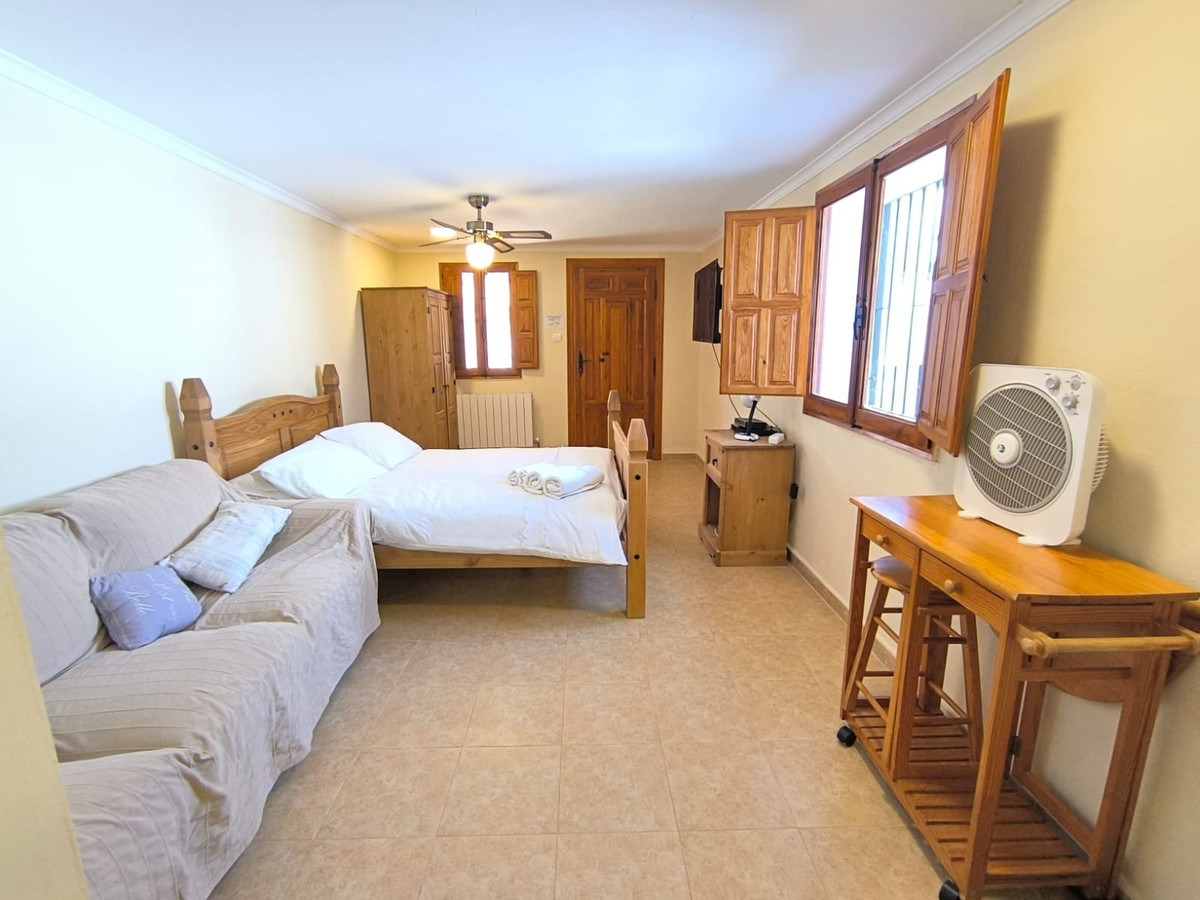 Se vende Villa - Chalet de 13 dormitorios en Costa Blanca, Alicante, España