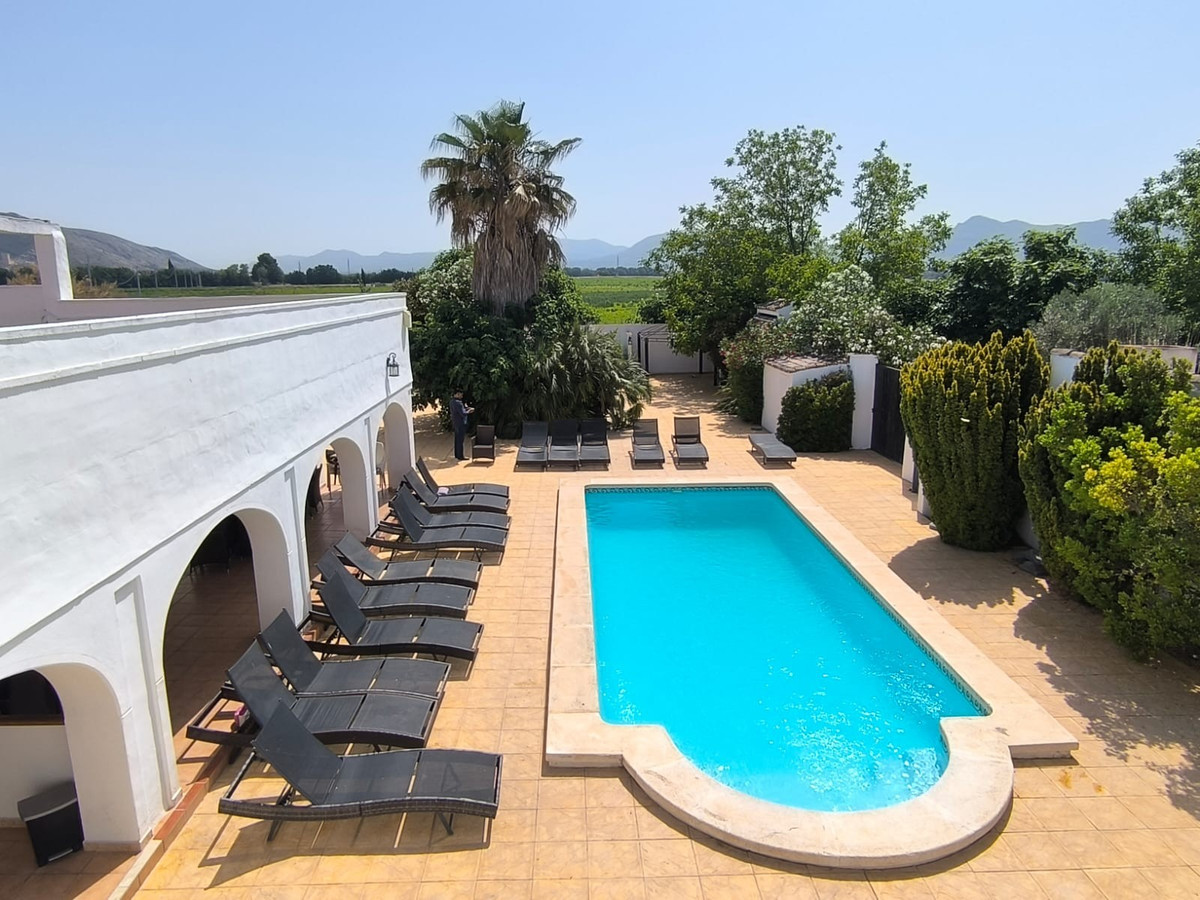 Se vende Villa - Chalet de 13 dormitorios en Costa Blanca, Alicante, España