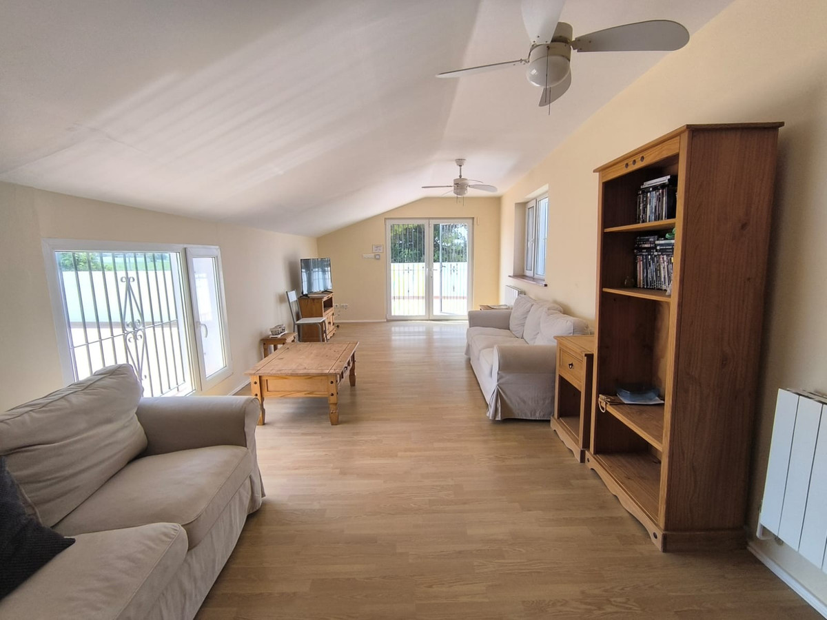 Se vende Villa - Chalet de 13 dormitorios en Costa Blanca, Alicante, España