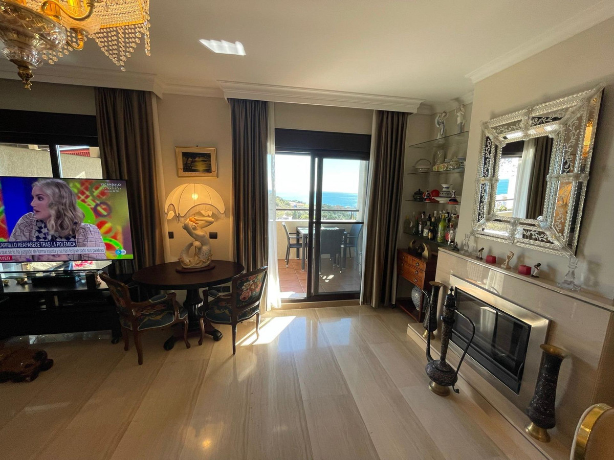 3 Bed Apartment for sale in Fuengirola Costa Del Sol, Málaga, Spain