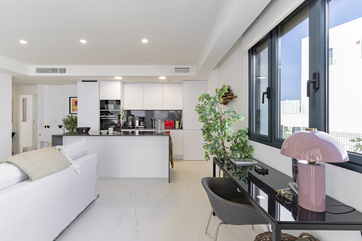 1 Bed Apartment for sale in Casares Costa Del Sol, Málaga, Spain