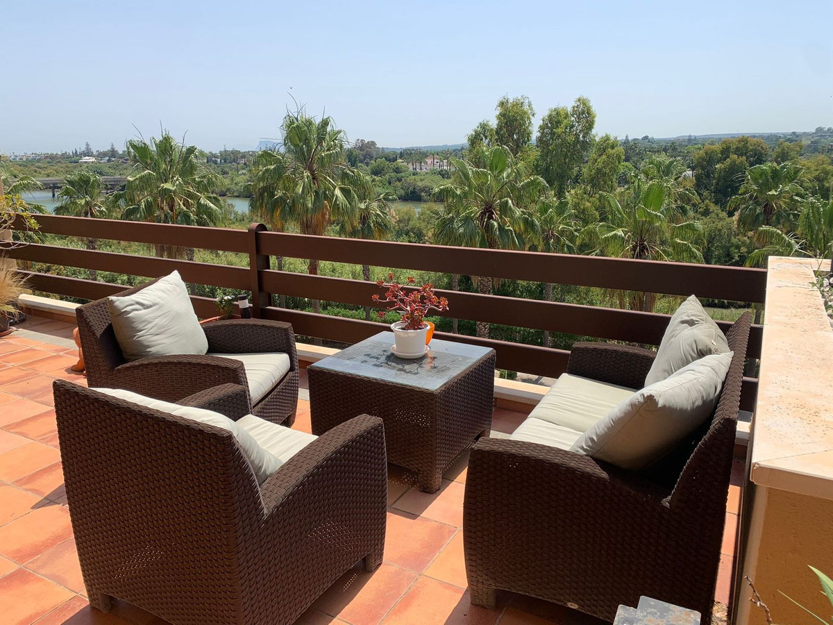 Se vende Ático de 3 dormitorios en Costa Del Sol, Cadiz, España