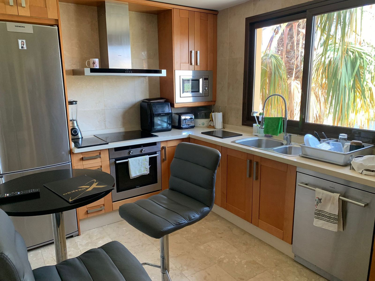 Se vende Ático de 3 dormitorios en Costa Del Sol, Cadiz, España
