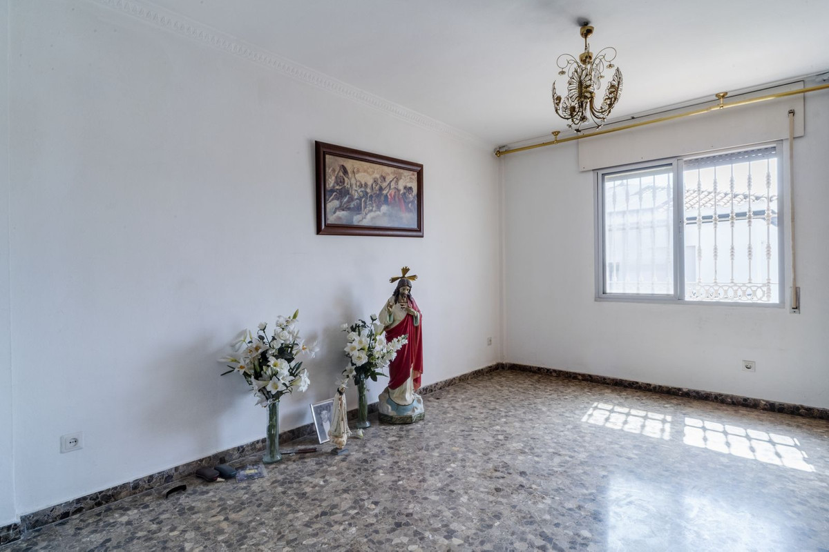 4 Bed Townhouse for sale in Marbella Costa Del Sol, Málaga, Spain